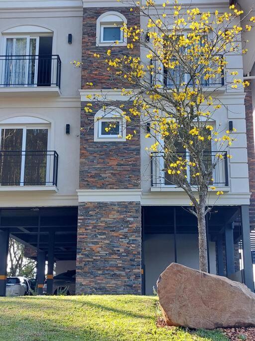 Pervoi Casa Ipe Apartment Gramado Ngoại thất bức ảnh