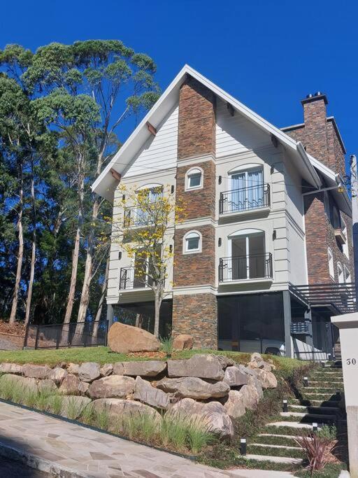 Pervoi Casa Ipe Apartment Gramado Ngoại thất bức ảnh